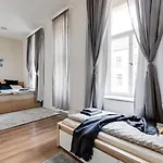 Big And Beautiful Apartment - S9
